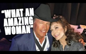 George Strait Tributes His Friend, Loretta Lynn